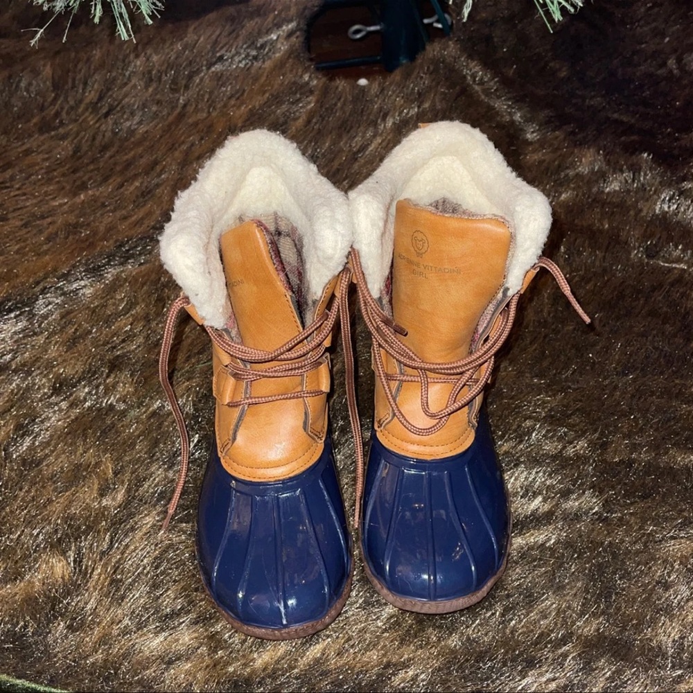 Girls Duck Boots!